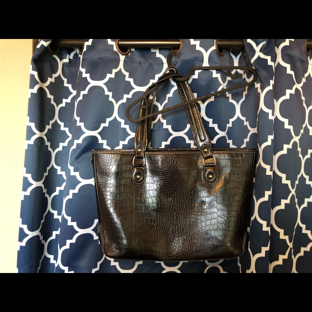 Dark Red/Maroon purse.